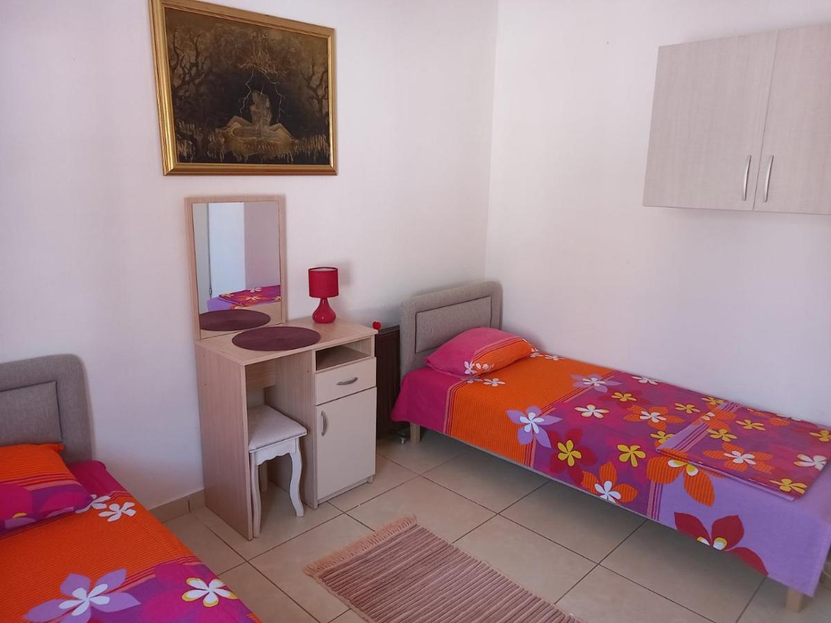 Apartmani Liki Ulcinj Zewnętrze zdjęcie