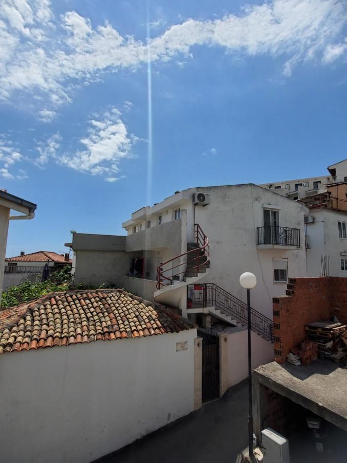 Apartmani Liki Ulcinj Zewnętrze zdjęcie