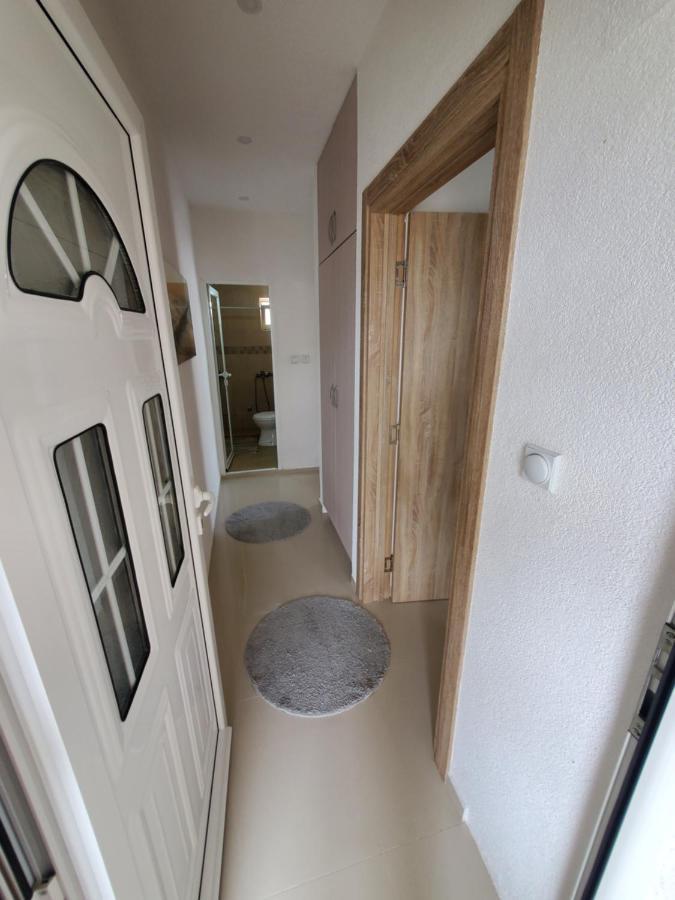 Apartmani Liki Ulcinj Zewnętrze zdjęcie